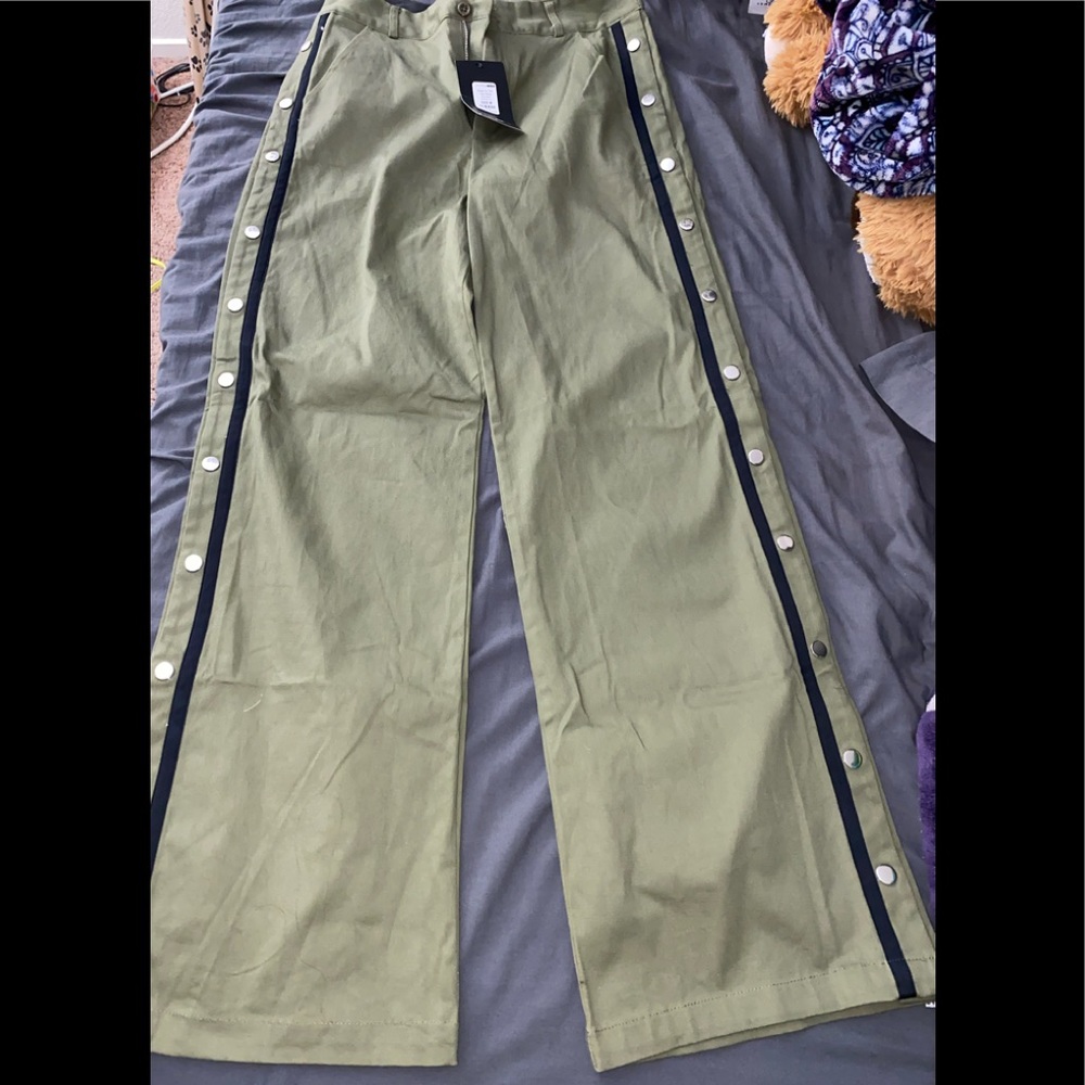 Fashion nova pants